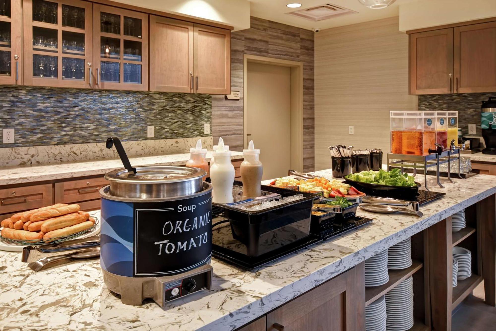 Homewood By Hilton Airport 3*