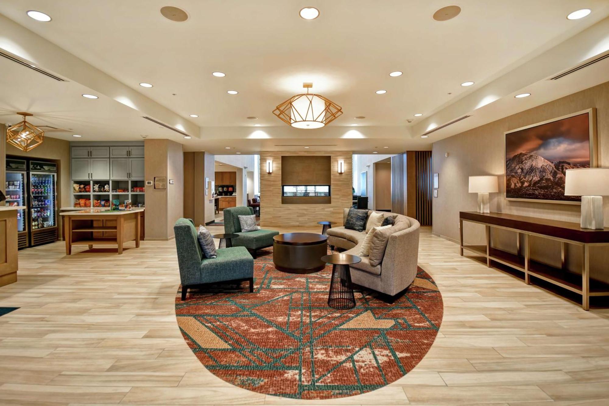 Homewood By Hilton Airport Hotel 3*